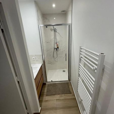 Chambre Etage Fonctionnelle Et Independante Saucats 외부 사진